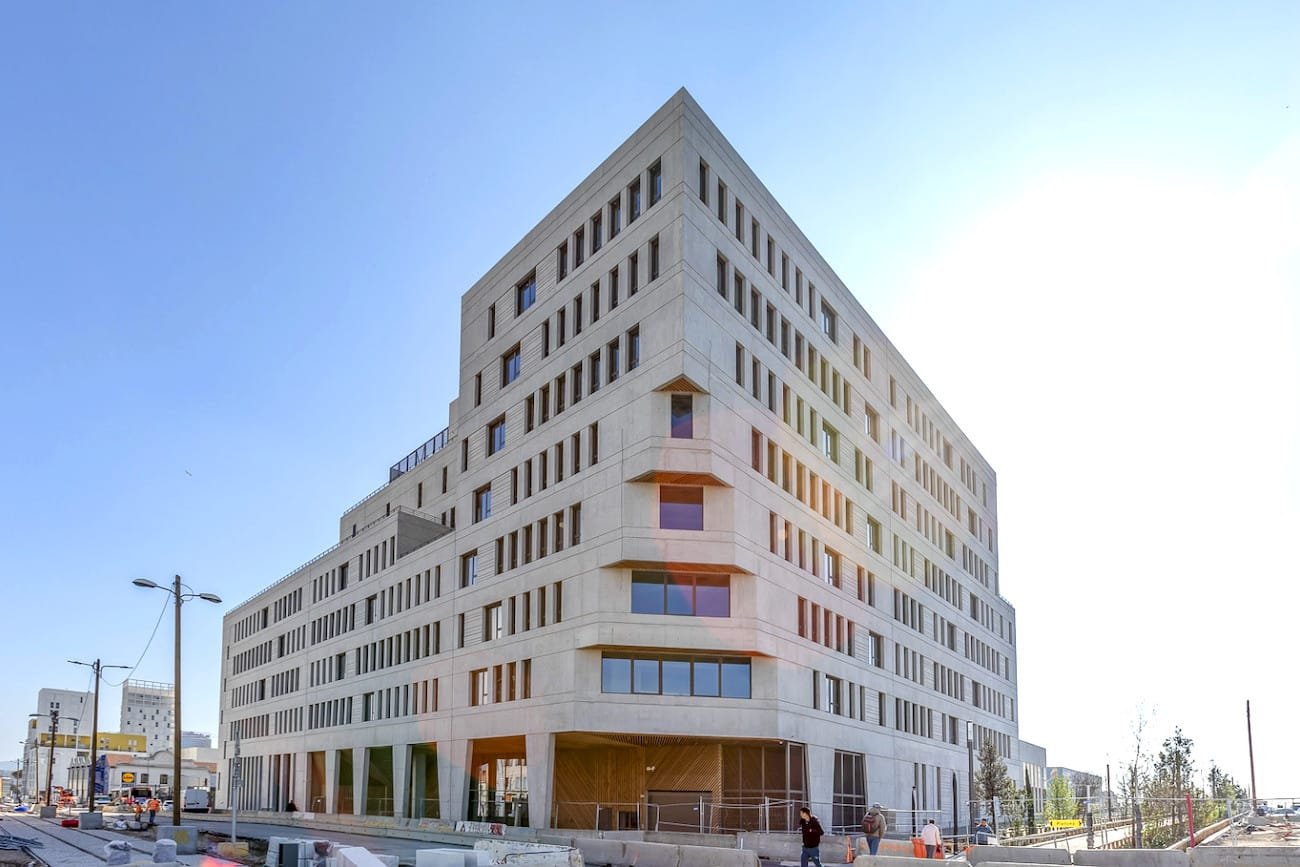 Residential property in Marseille representing local housing prices and buyer value