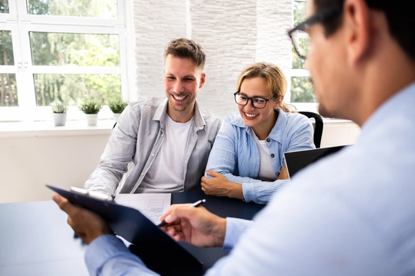 Signing the compromis de vente during a French property transaction