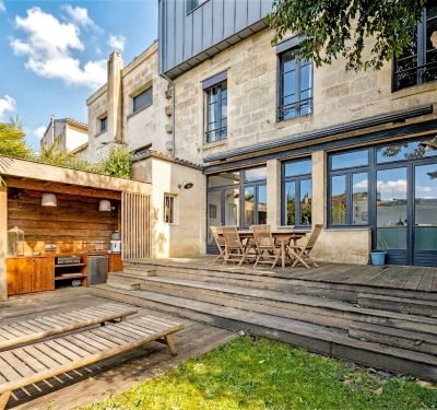 International buyer needing local property guidance beyond listings and prices in Bordeaux