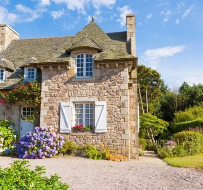 Access to all property listings in France including off market opportunities for international buyers